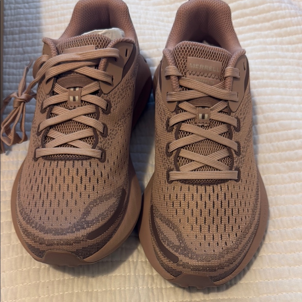 Merrell Women's Rose Athletic Shoes. New never worn!